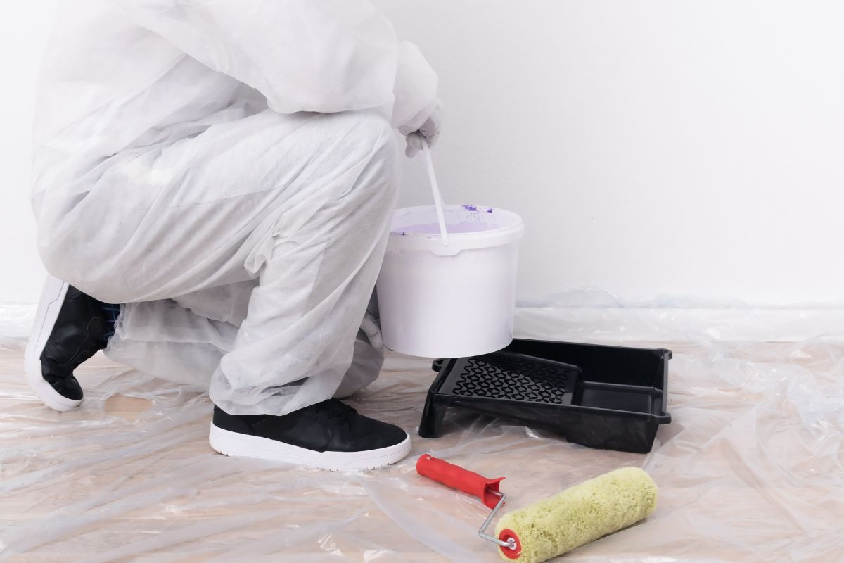 Aké ochranné pomôcky si zaobstarať, keď sa chystáte maľovať